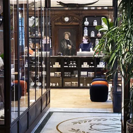 Montecristo 4* Paris